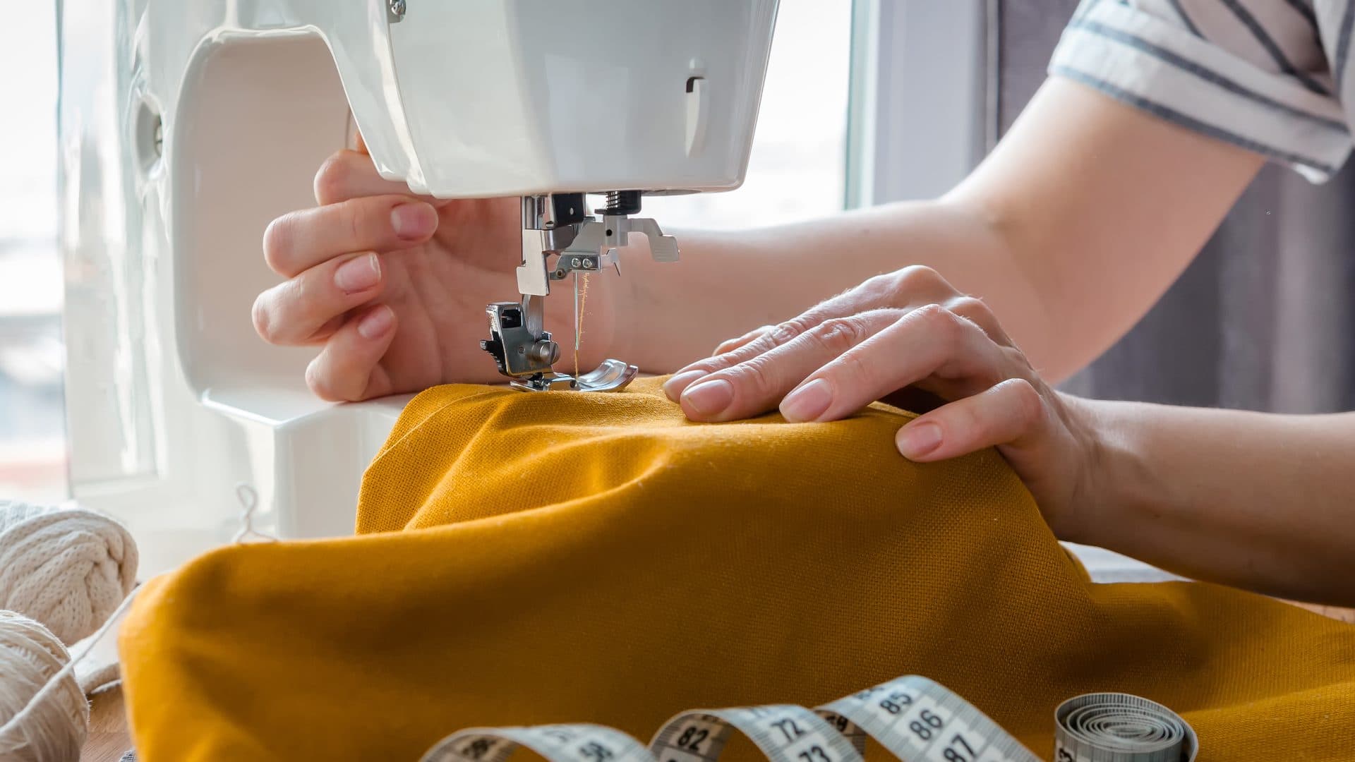 Venta de máquinas de coser en A Coruña y accesorios de costura