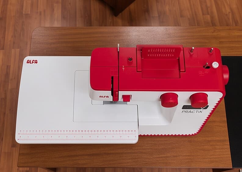 Catálogo de muebles para máquinas de coser en A Coruña